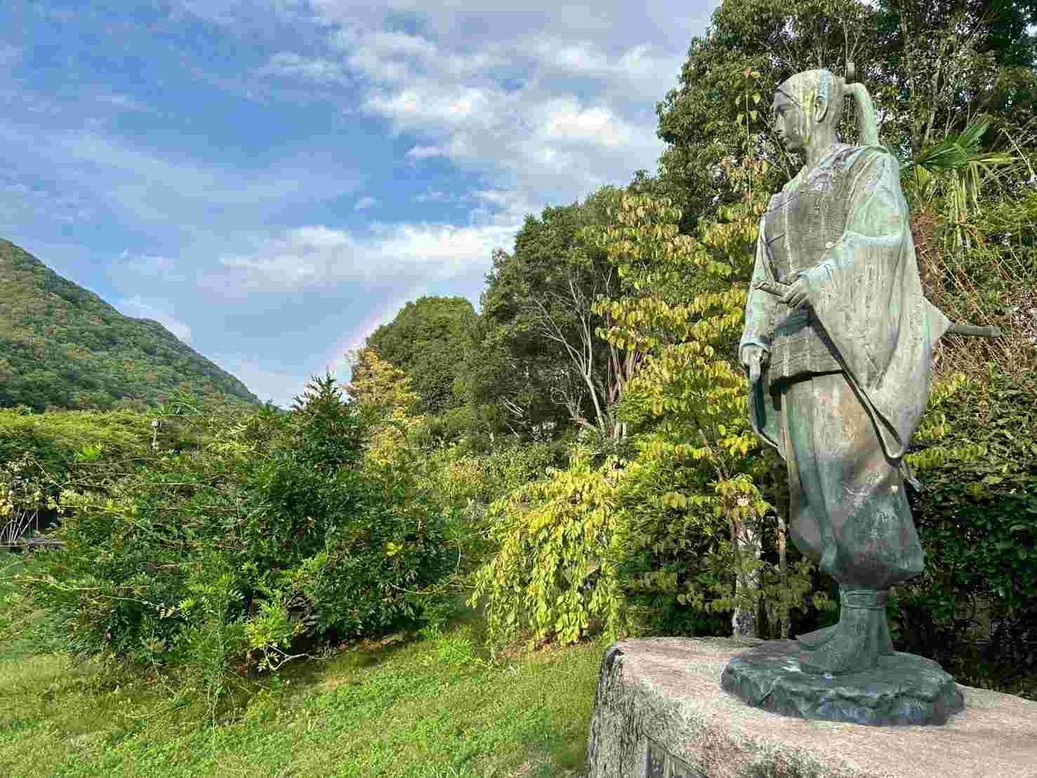 鶴姫の像(大三島)